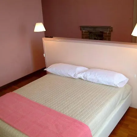 Bed and Breakfast Dimora Castello Dei Conti