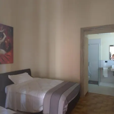 Bed and Breakfast Dimora Castello Dei Conti Trinità